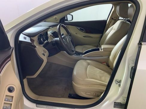 Used 2011 Buick LaCrosse CXL w/ Luxury Package image 16