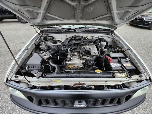 Used 2003 Toyota Tacoma 2WD Regular Cab image 19