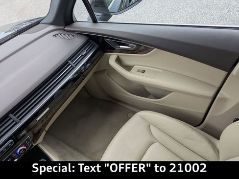 Used 2017 Audi Q7 3.0T Premium Plus image 20