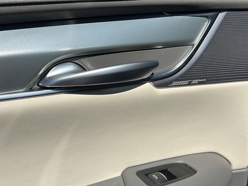 Used 2023 Cadillac XT5 Premium Luxury image 12