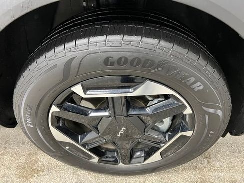 Used 2026 Kia Sportage S AWD/4WD image 16