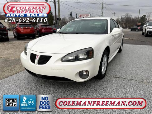 Used 2006 Pontiac Grand Prix w/ Preferred Package image 1
