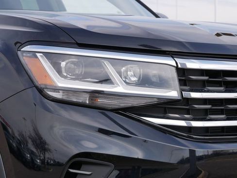 Certified 2023 Volkswagen Atlas Cross Sport SEL AWD/4WD image 9