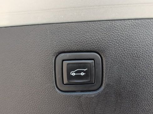 Certified 2021 Chevrolet Blazer LT image 30