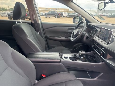 Certified 2024 Nissan Rogue S image 33