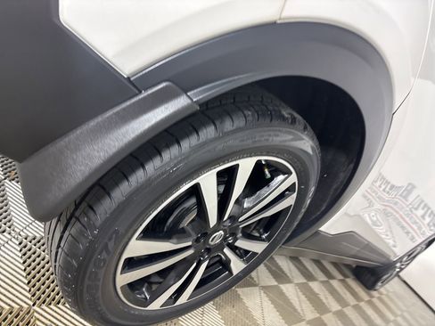 Used 2018 Nissan Kicks SV w/ Exterior Package image 30