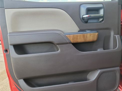 Used 2015 GMC Sierra 2500 SLT w/ Duramax Plus Package image 13