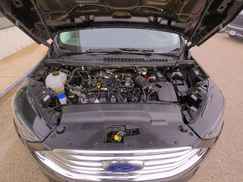 Used 2022 Ford Edge SEL image 37