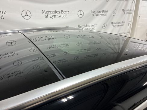 Used 2025 Mercedes-Benz GLA 250 4MATIC image 12