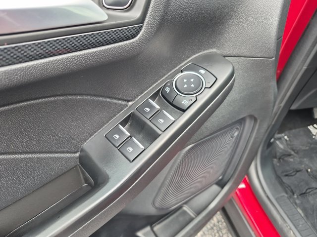 Used 2025 Ford Escape ST-Line FWD image 13