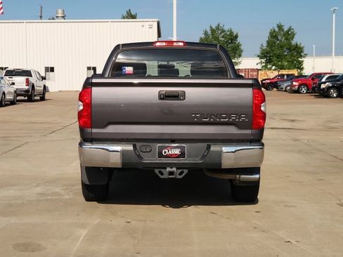 Used 2016 Toyota Tundra SR5 w/ SR5 Upgrade Package RWD image 6