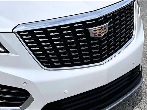 Used 2023 Cadillac XT5 Premium Luxury w/ LPO, Floor Liner Package AWD/4WD image 30