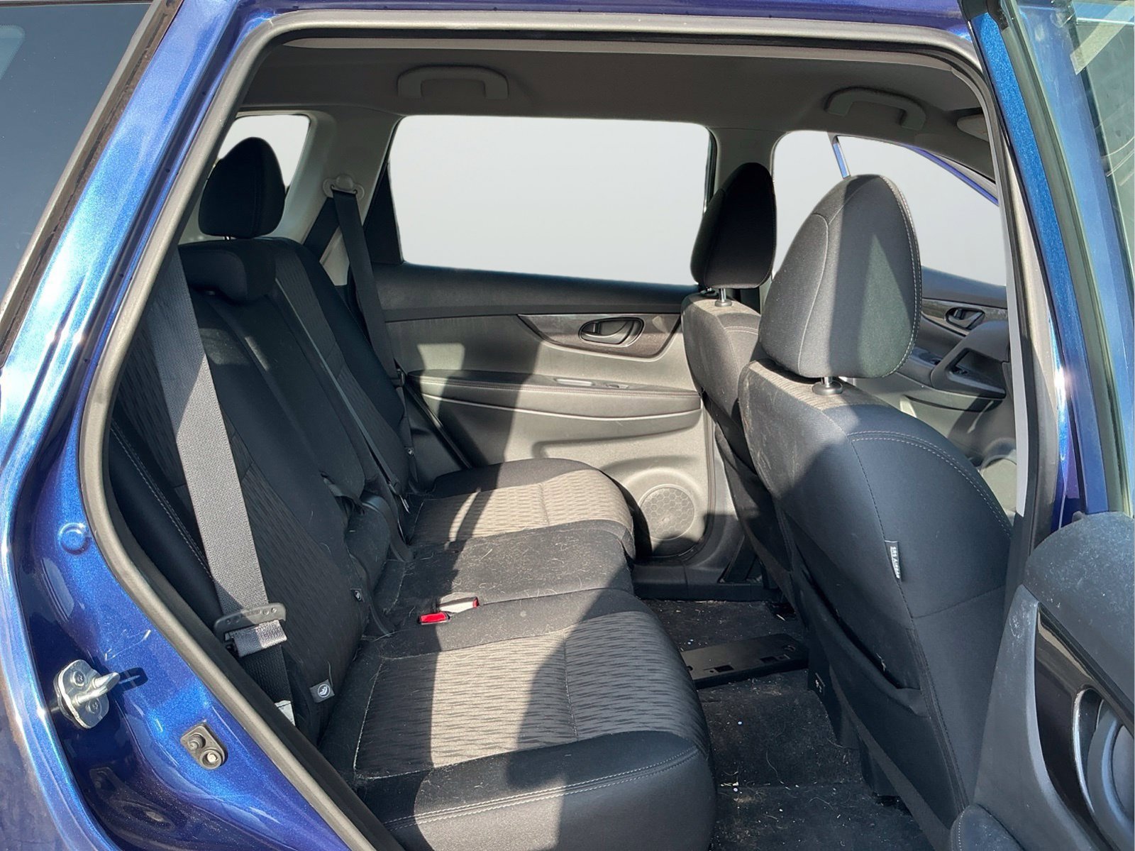 Used 2019 Nissan Rogue S FWD image 13