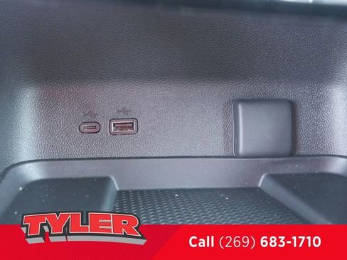 New 2026 Chevrolet Traverse RS w/ LPO, Floor Liner Package AWD/4WD image 35