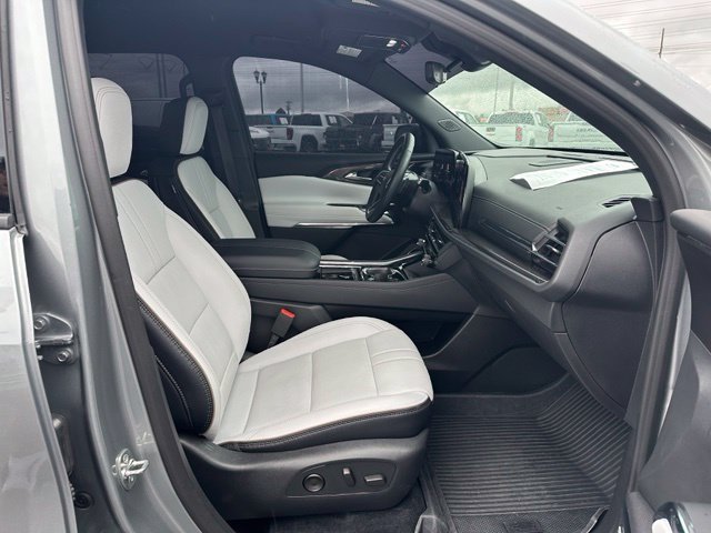 Certified 2026 Chevrolet Traverse High Country AWD/4WD image 31