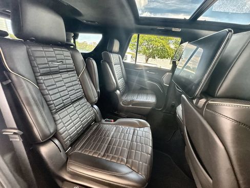 Certified 2021 Cadillac Escalade Sport Platinum AWD/4WD image 27