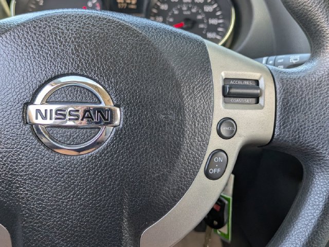 Used 2013 Nissan Rogue S FWD image 18