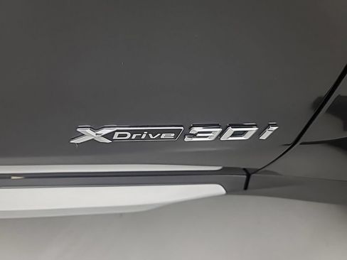Used 2018 BMW X3 xDrive30i w/ Convenience Package AWD/4WD image 12