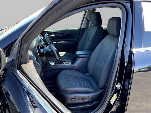 Used 2019 Chevrolet Equinox LT FWD image 24