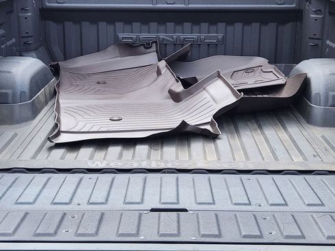 Used 2024 GMC Sierra 1500 Denali image 11