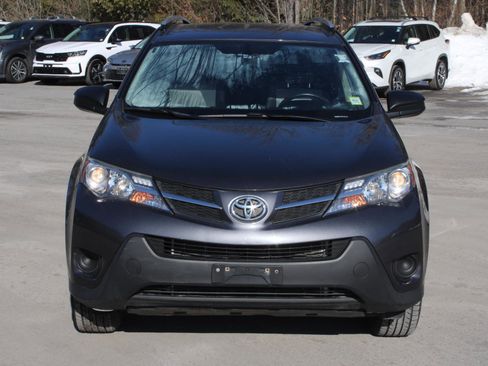 Used 2015 Toyota RAV4 LE image 2