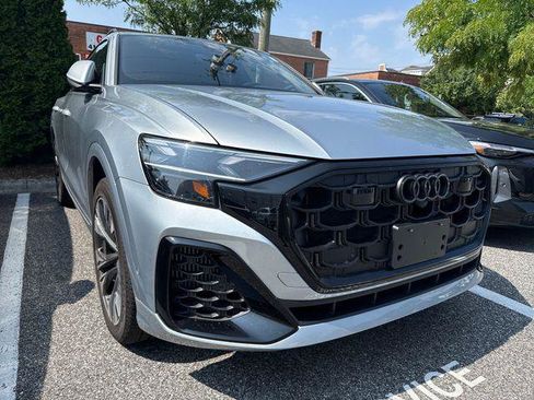 Certified 2025 Audi Q8 Premium Plus AWD/4WD image 5
