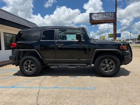 Used 2007 Toyota FJ Cruiser 4WD image 4