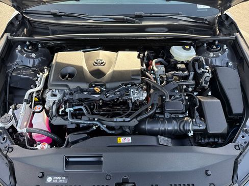 Certified 2025 Toyota Camry SE FWD image 6