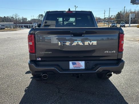 New 2026 RAM 1500 4x4 Crew Cab image 7