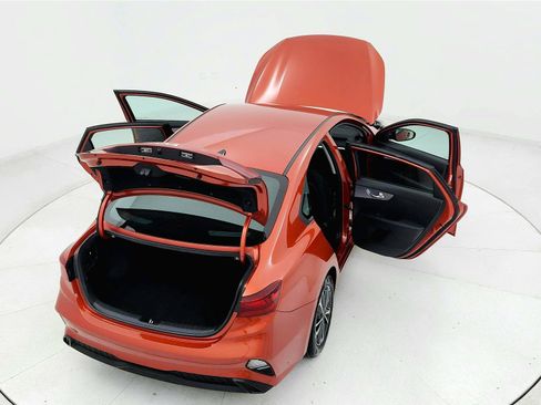 Used 2023 Kia Forte LXS image 23