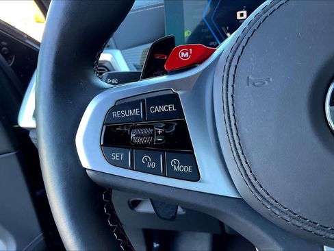 Used 2025 BMW X6 M Competition w/ Executive Package image 22