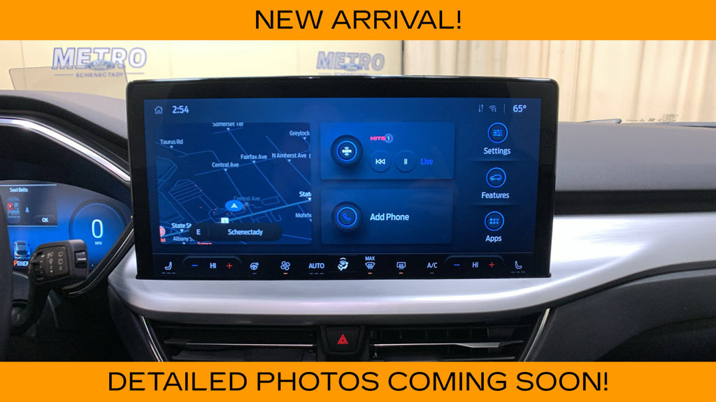 Certified 2023 Ford Escape Platinum w/ Premium Technology Package AWD/4WD image 38