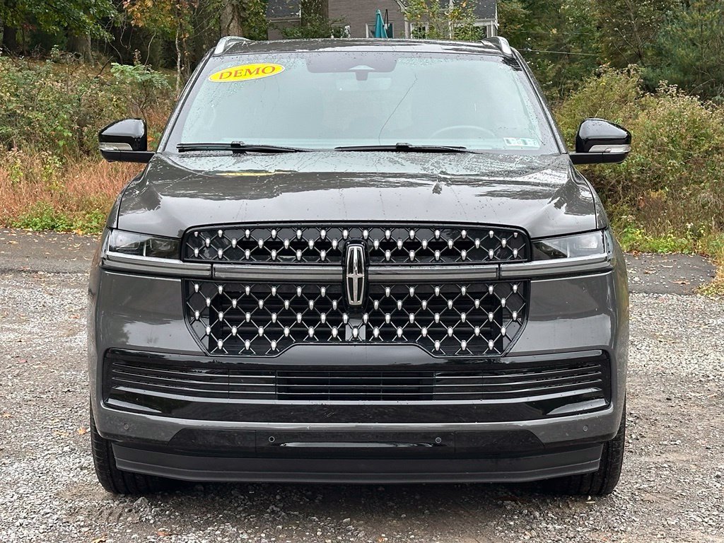 New 2025 Lincoln Navigator Black Label AWD/4WD image 34