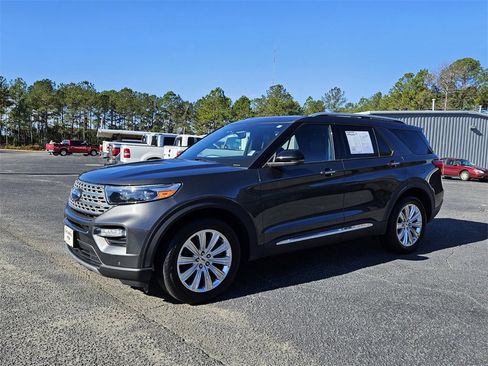 Used 2020 Ford Explorer Limited w/ Class III Trailer Tow Package image 3