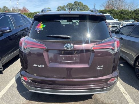 Used 2018 Toyota RAV4 XLE w/ Plus Extra Value Package image 13