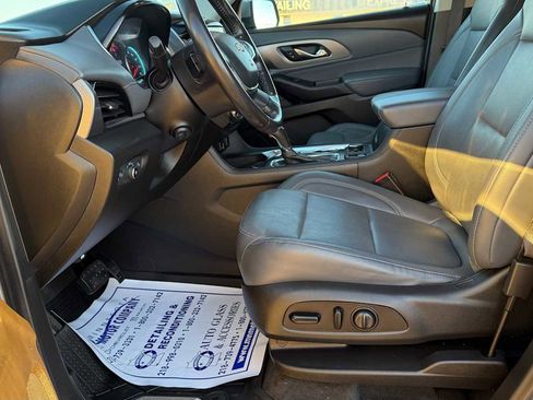 Used 2020 Chevrolet Traverse Premier image 7