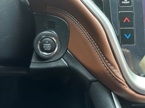 Used 2022 Subaru Outback Touring XT image 24