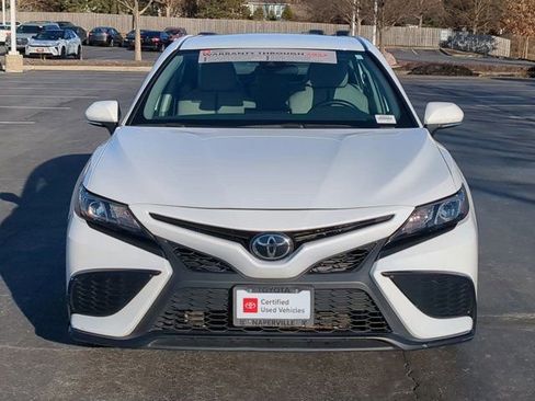 Certified 2024 Toyota Camry SE image 4
