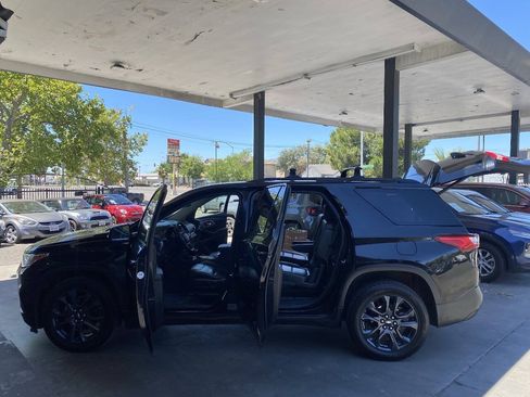 Used 2019 Chevrolet Traverse RS AWD/4WD image 10