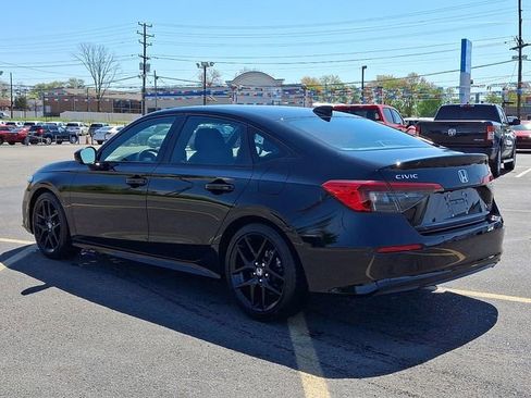 Used 2024 Honda Civic Sport image 4