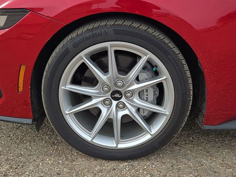 Used 2024 Ford Mustang GT Premium image 10