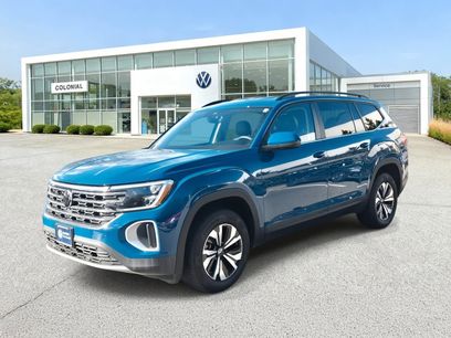 Certified 2025 Volkswagen Atlas SE