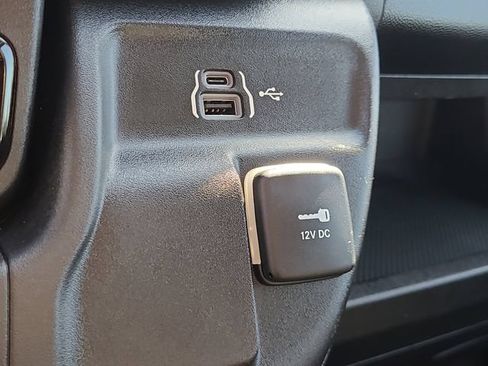 Used 2025 RAM ProMaster 2500 w/ Convenience Group FWD image 25