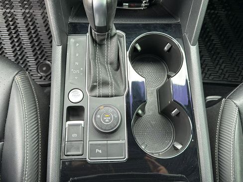 Used 2022 Volkswagen Atlas Cross Sport SE image 20