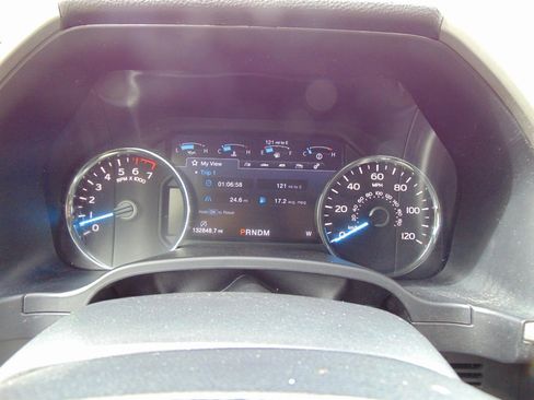 Used 2020 Ford F150 Lariat image 35