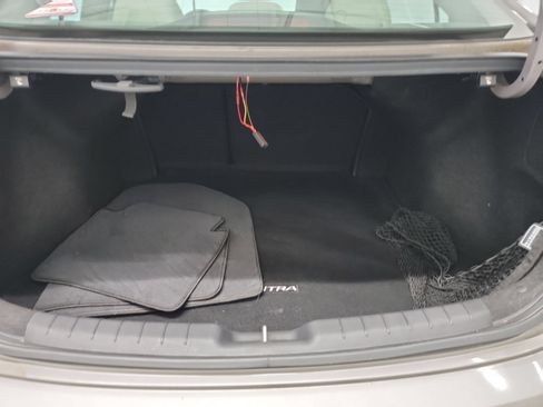 Used 2020 Hyundai Elantra SEL w/ Cargo Package (C1) FWD image 25