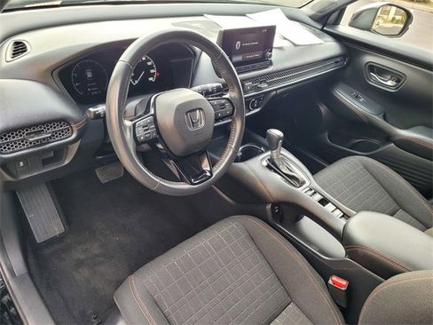 Certified 2024 Honda HR-V Sport image 7