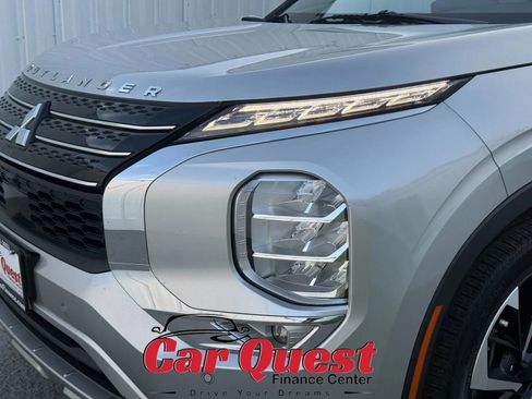 Used 2022 Mitsubishi Outlander SE FWD image 27
