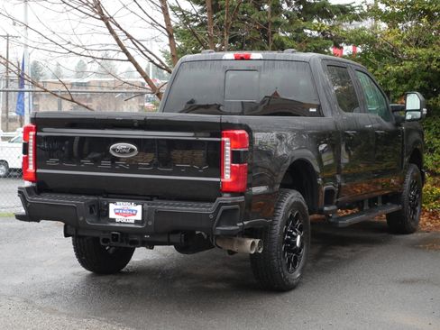 Certified 2023 Ford F350 Lariat w/ Black Appearance Package image 30