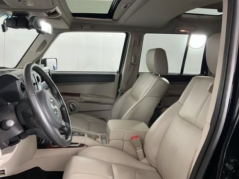 Used 2007 Jeep Commander Limited AWD/4WD image 13